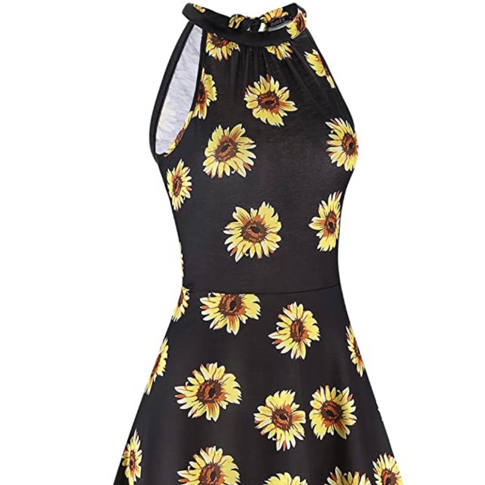 Dress - Picture 4 of 4
